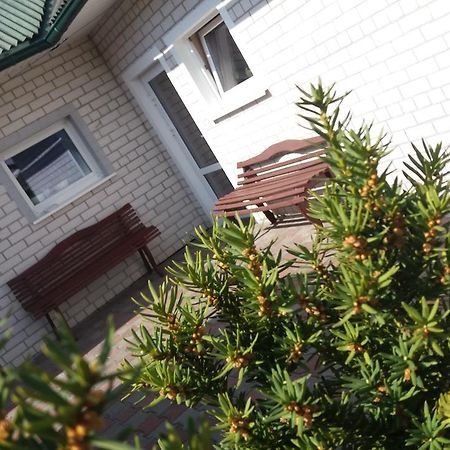 Guest House Uyutnyy Brześć Zewnętrze zdjęcie