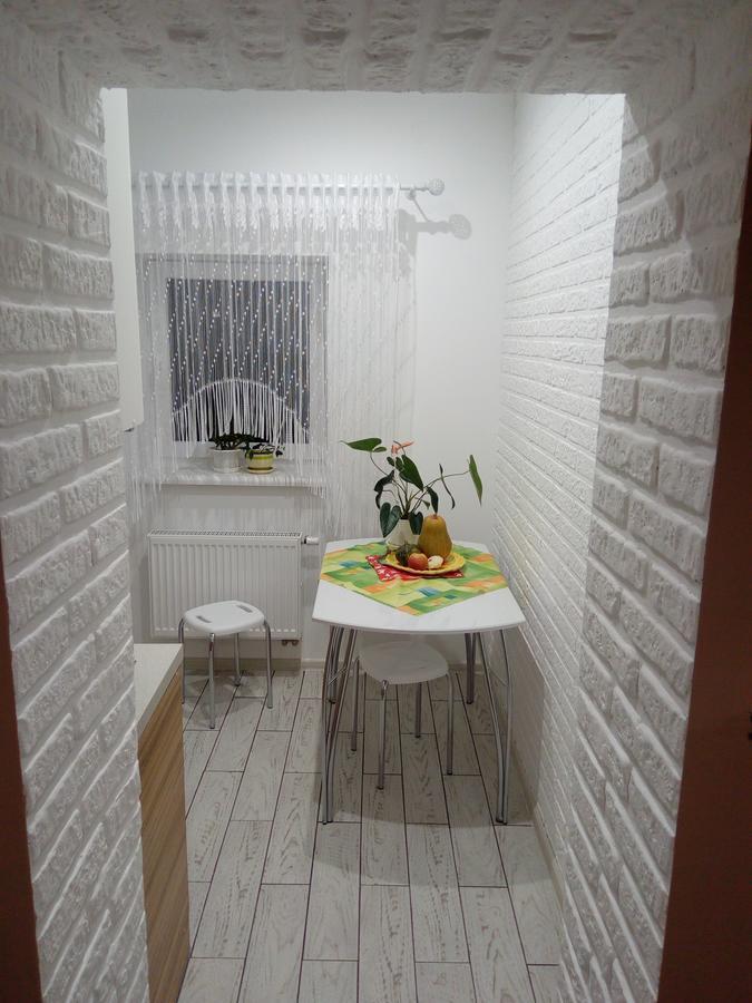 Guest House Uyutnyy Brześć Zewnętrze zdjęcie